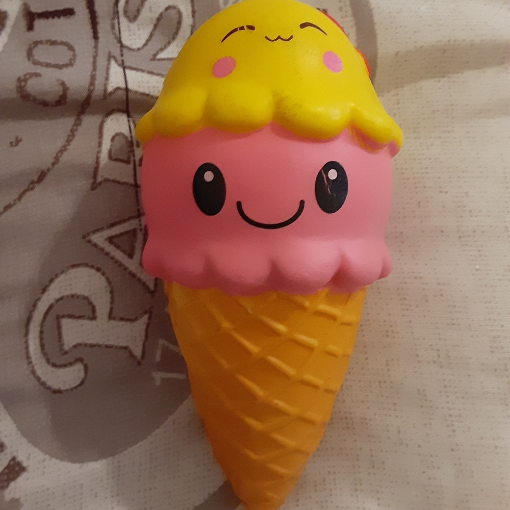 Kawaii ice cream squishy